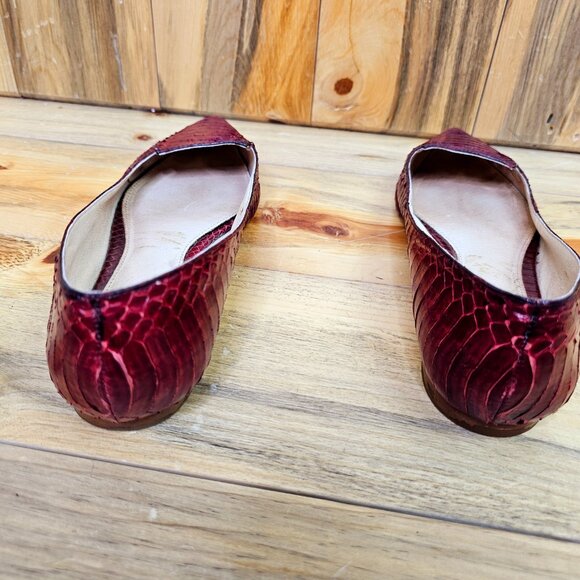 Vince Camuto Empa Dark Red Snakeskin Leather Flats Size 7.5 - Picture 5 of 7
